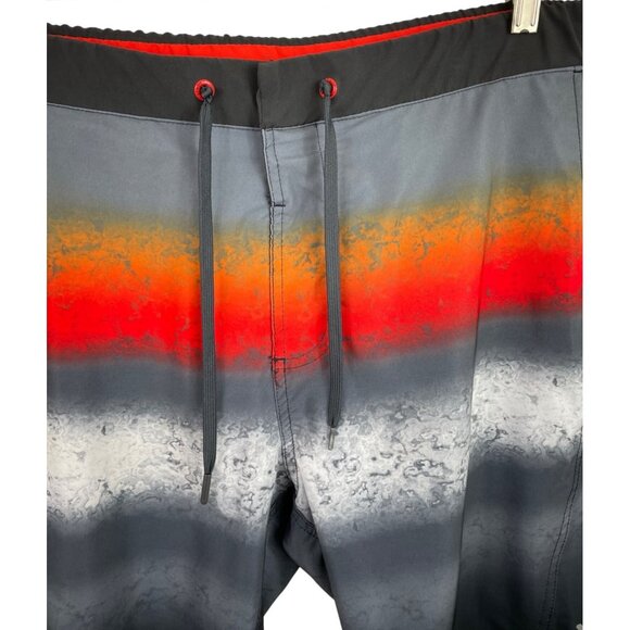 ZeroXposur Swim Trunks Mens Medium Multicolor Striped Board Shorts Pockets - Picture 3 of 10